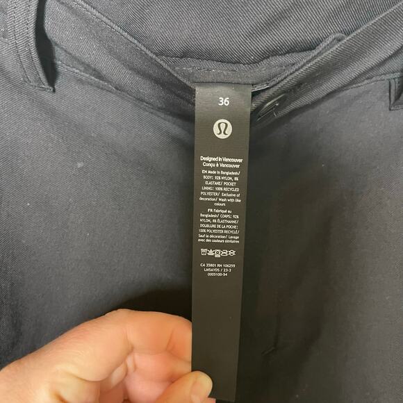 Lululemon Men Black ABC Slim-Fit 5 Pocket Pant 36x28 - Picture 2 of 8